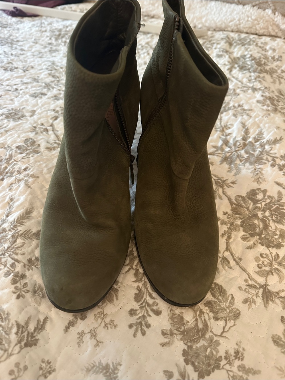 Cole Haan Nike Air Olive Green Leather Ankle Booties